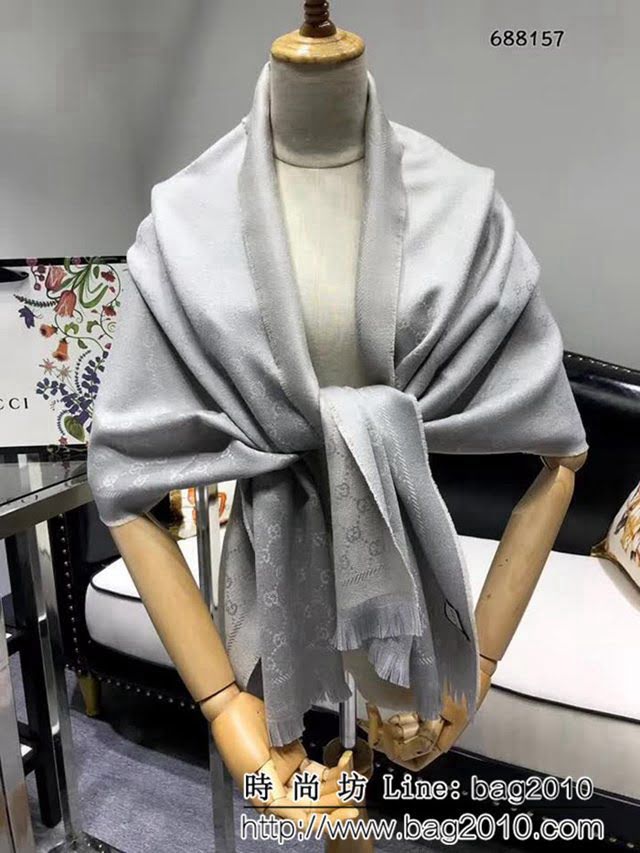 GUCCI古馳經典款 官網16年最新GG羊毛提花系列長圍巾 688156 LLWJ6926